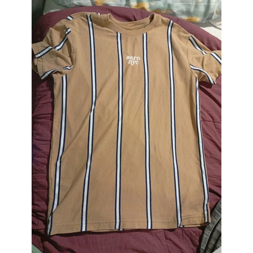 tan Aéropostale crew-neck t-shirt w blue and white stripes size S